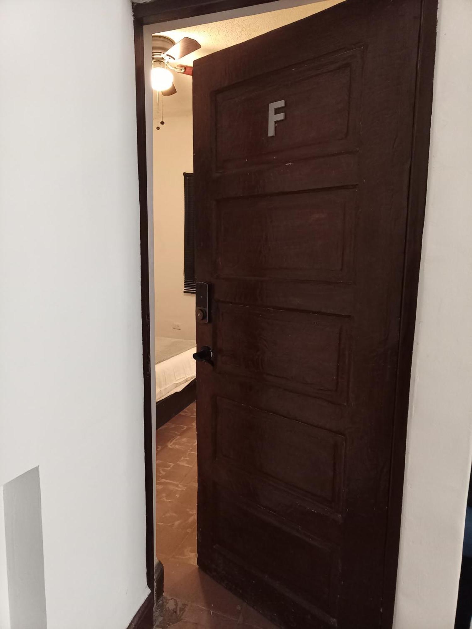Dgm Lofts Mty Mn 960 F Centro Cerca De Todo Apartment มอนแตร์เรย์ ภายนอก รูปภาพ